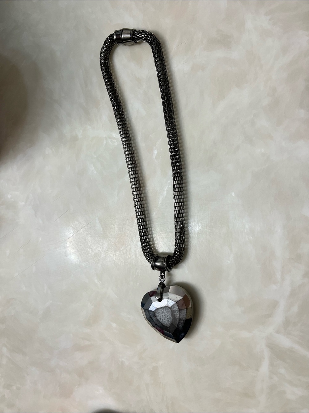 🖤 Faceted Smoky Necklace with beautiful Black heart 🖤 - Picture 5 of 8